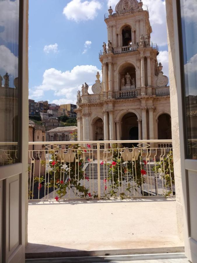 帕拉佐洛阿克雷伊德Casa Dei Giurati住宿加早餐旅馆 外观 照片