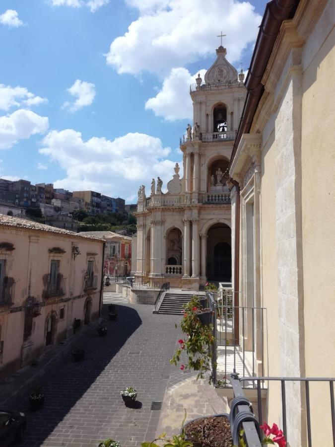 帕拉佐洛阿克雷伊德Casa Dei Giurati住宿加早餐旅馆 外观 照片